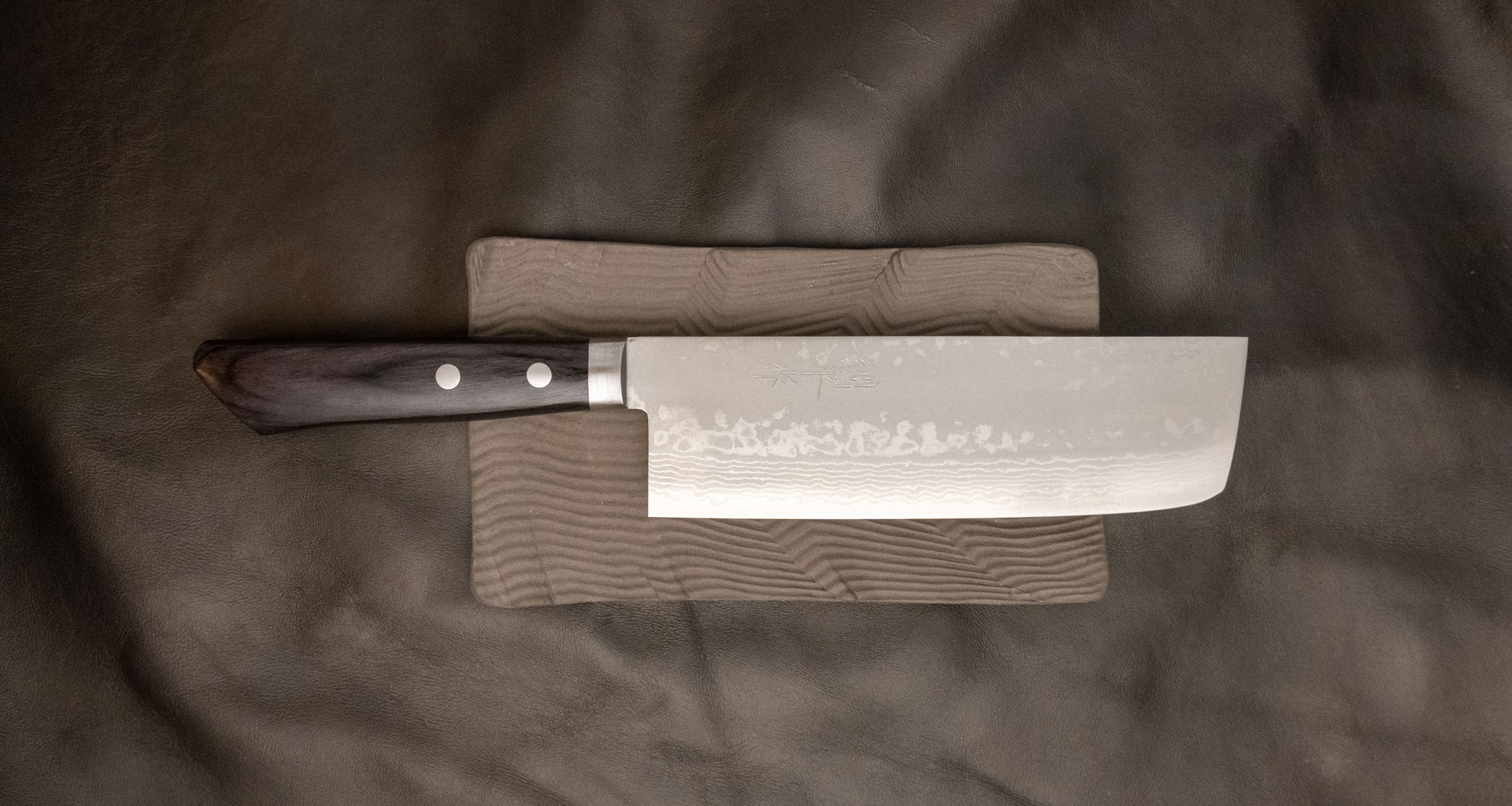 Etsu Village Wide Nakiri Damascus 165mm (6.5") - Image 4