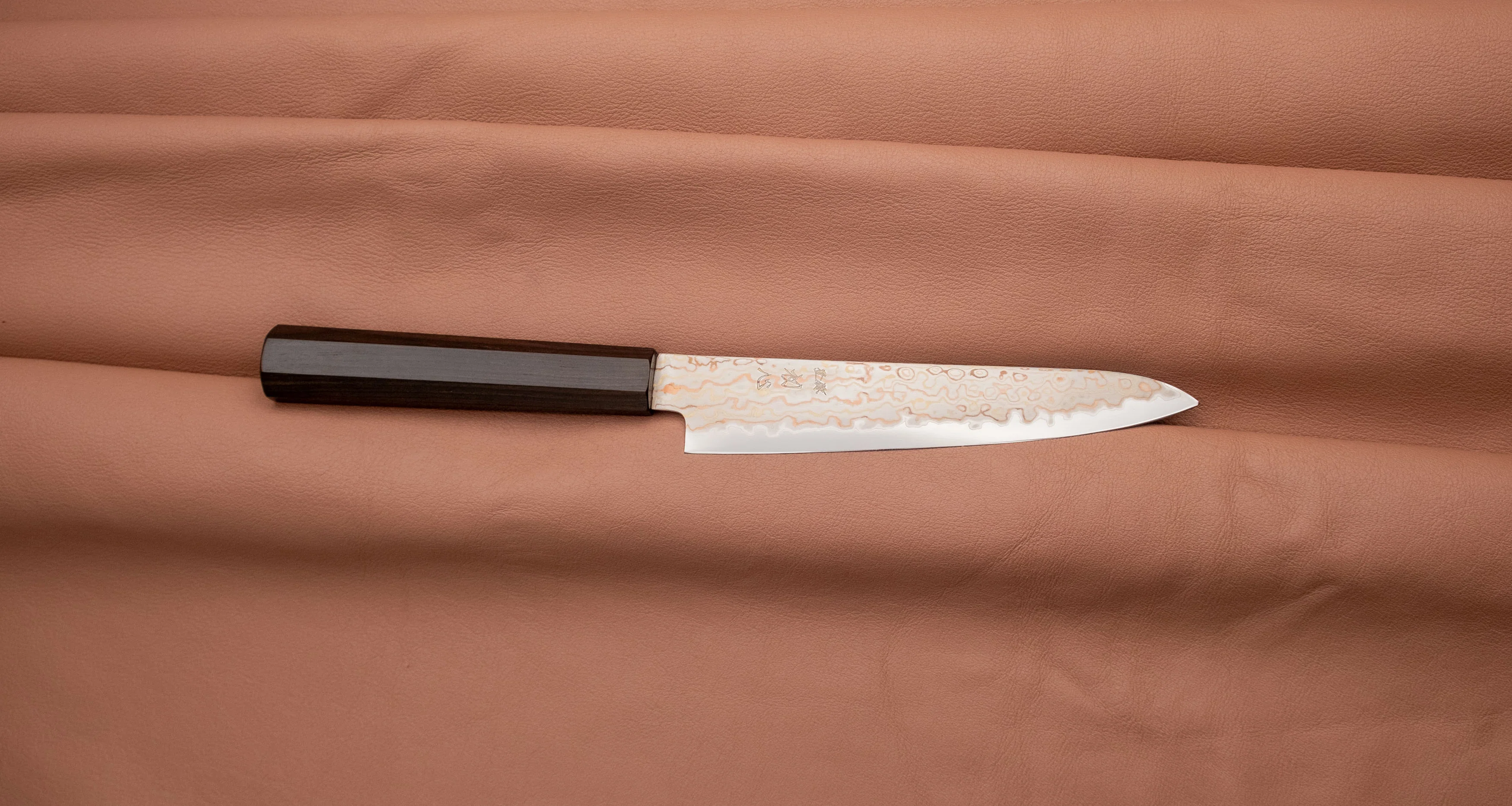 Hayabusa Petty Aogami #2 Rainbow Damascus 150mm (5.9") - Image 6
