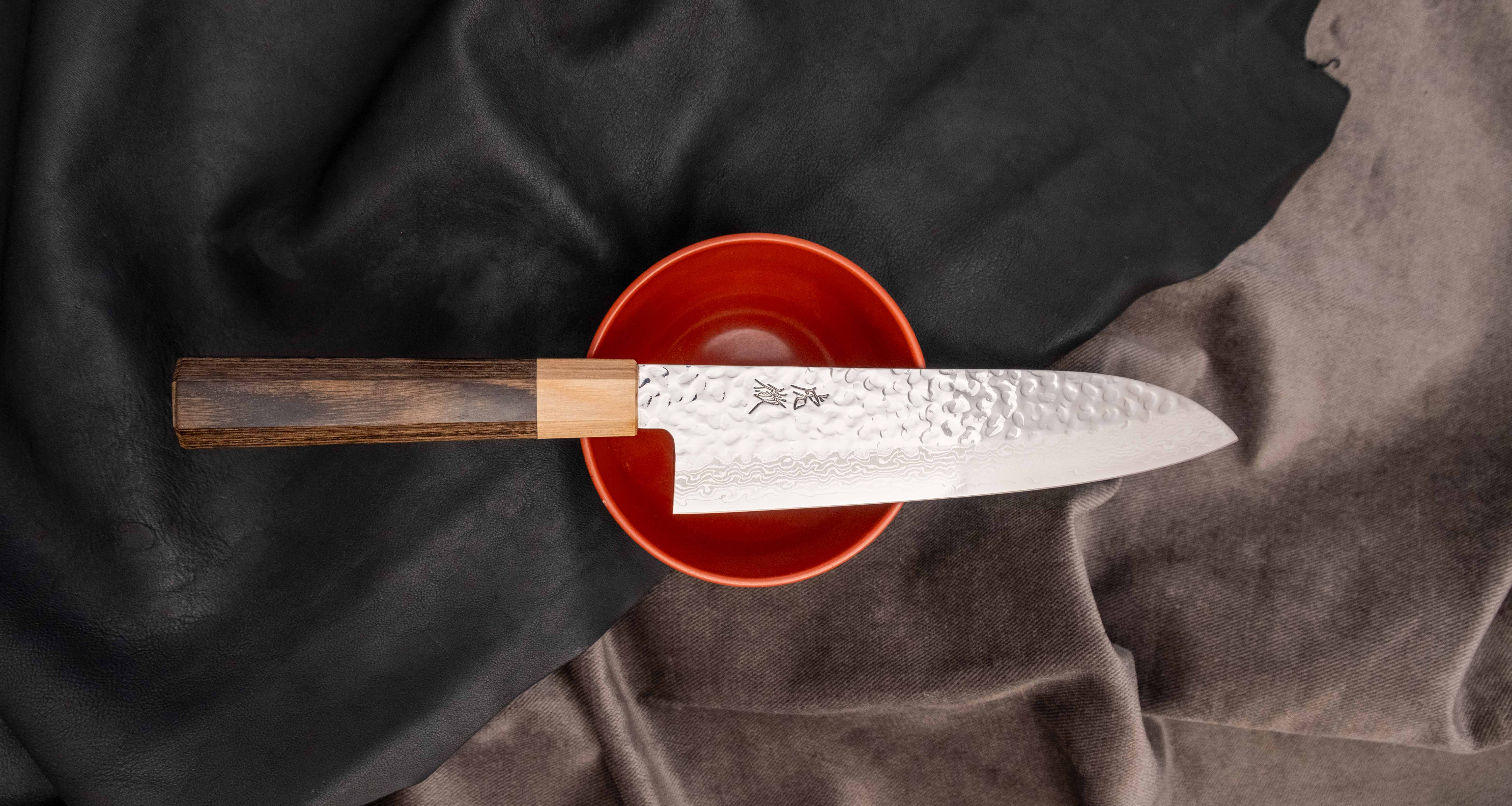 Kotetsu Santoku VG-10 Damascus 180mm (7.1") [pakka wood] - Image 4