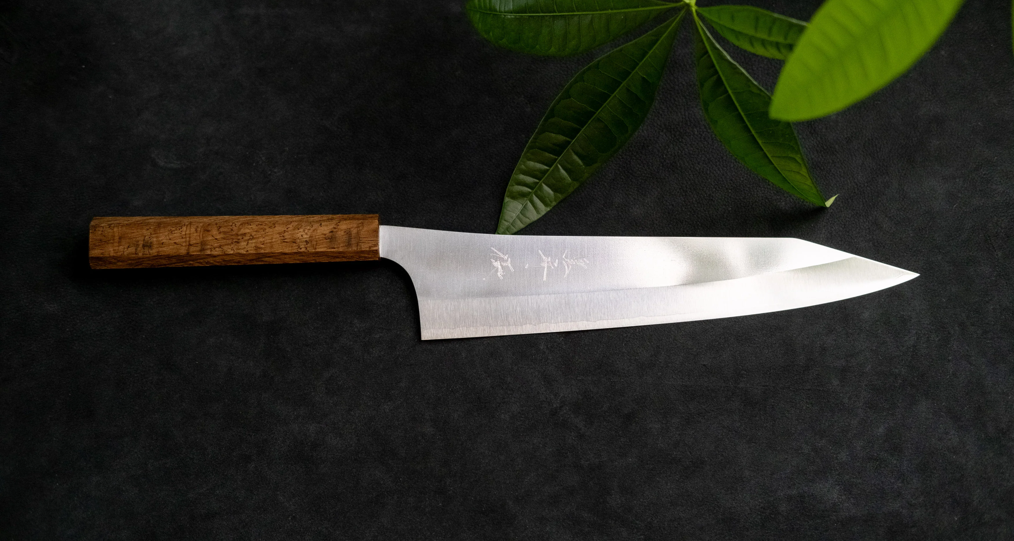 Yu Kurosaki Gyuto Gekko VG-XEOS Migaki 210mm (8.3") - Image 4