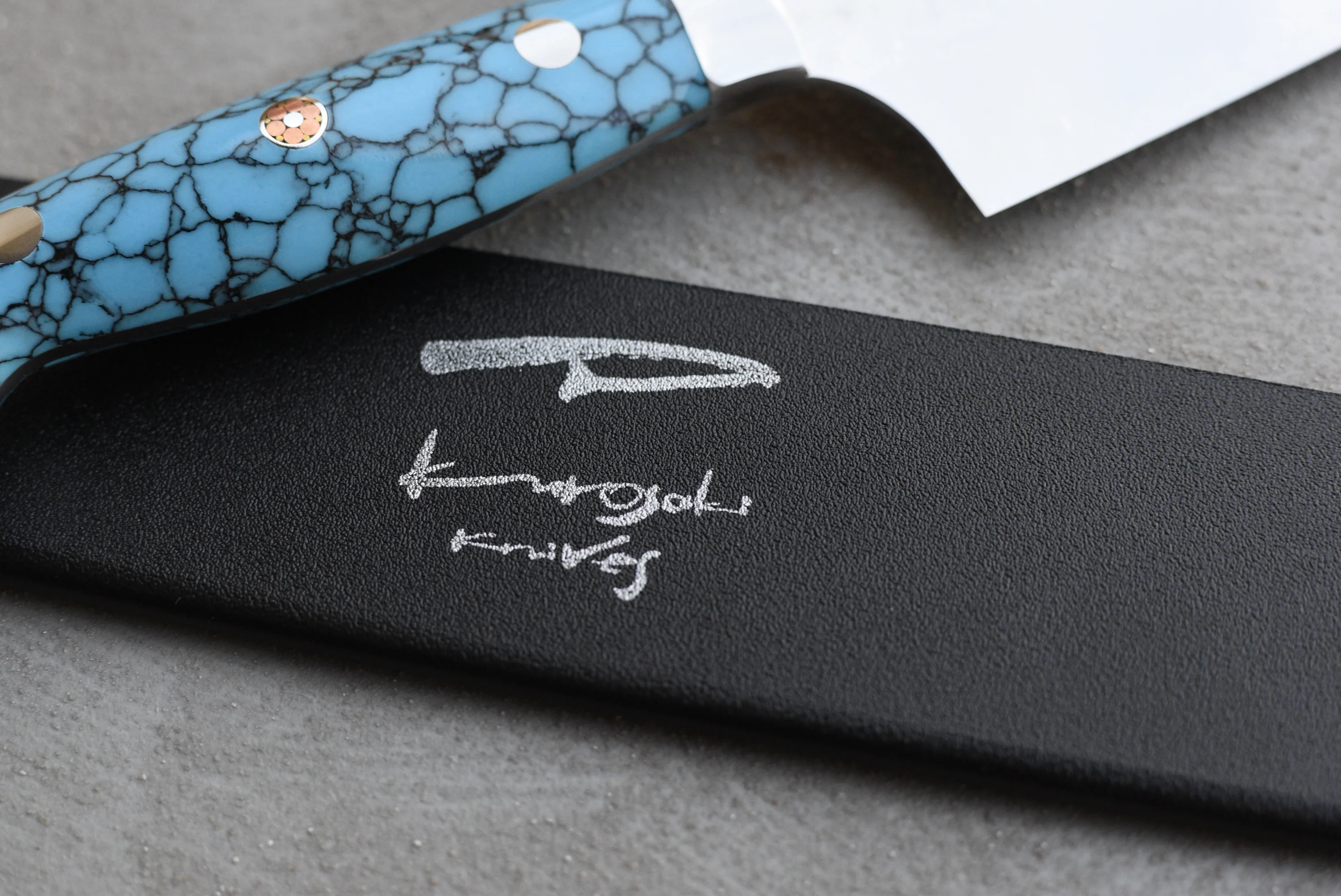 Yu Kurosaki Gyuto Senko R2 Turquoise 180mm (7.1") - Image 3