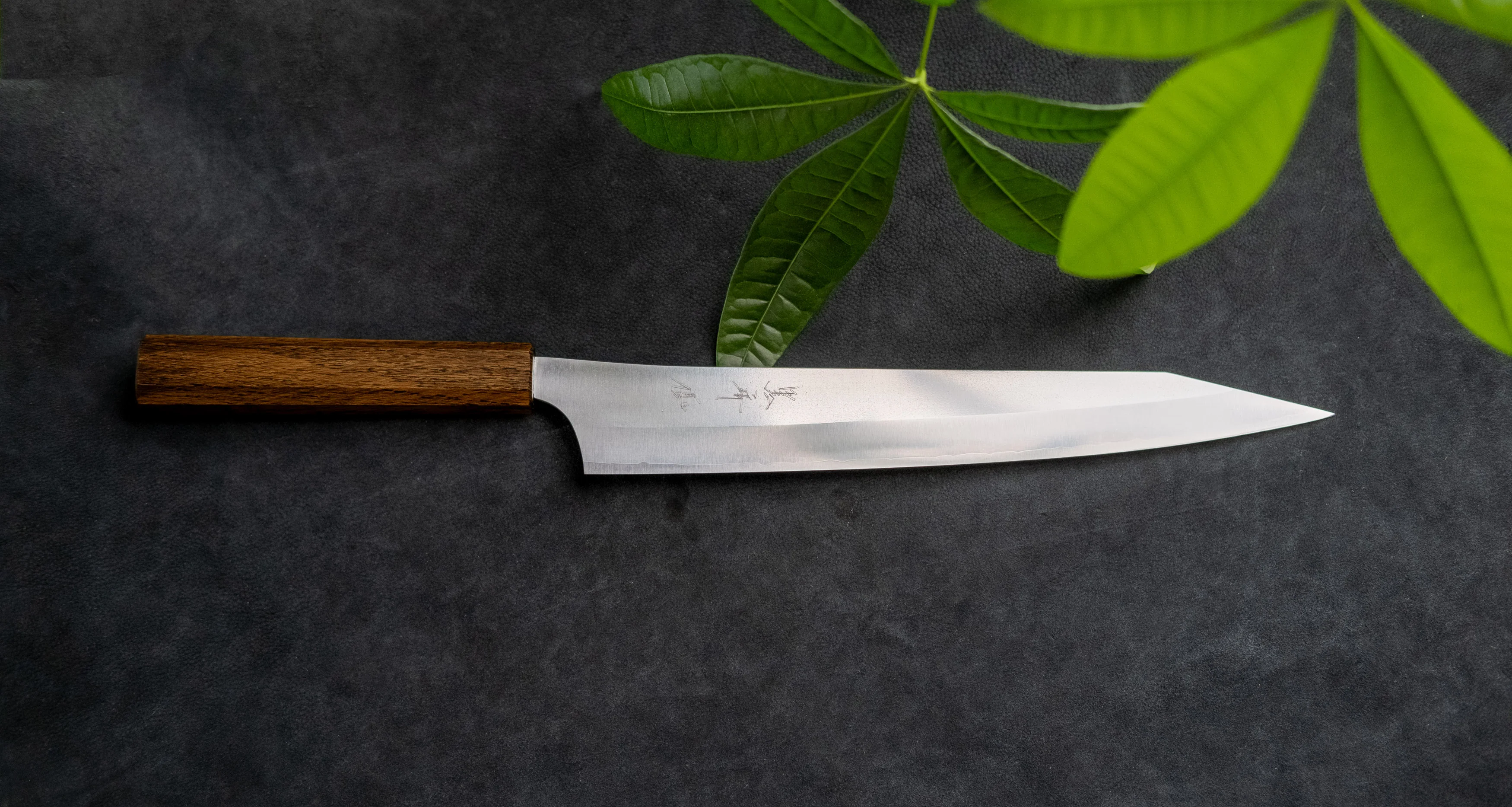 Yu Kurosaki Sujihiki Gekko VG-XEOS Migaki 240mm (9.4”) - Image 4