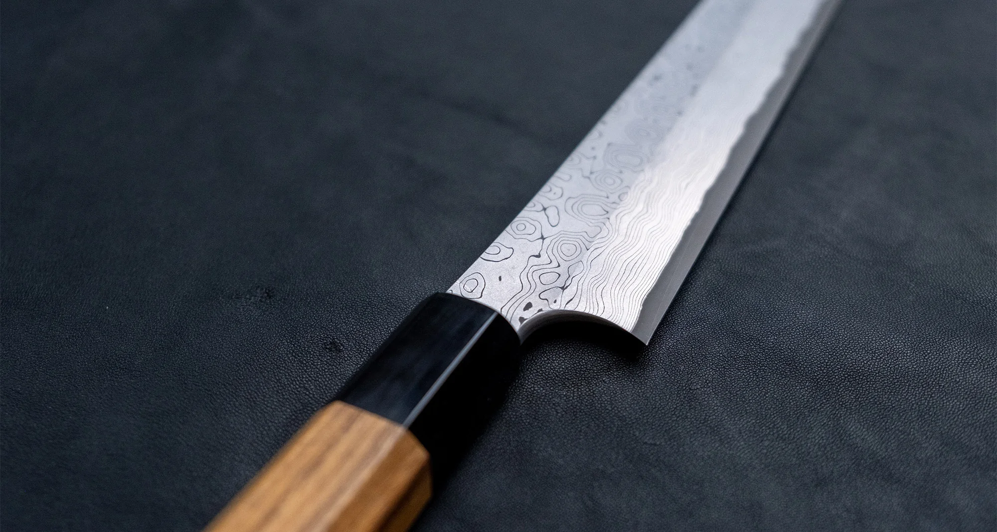 Nigara Kurozome Sakimaru Yanagiba Aogami #2 Damascus 270mm (10.6") - Image 10