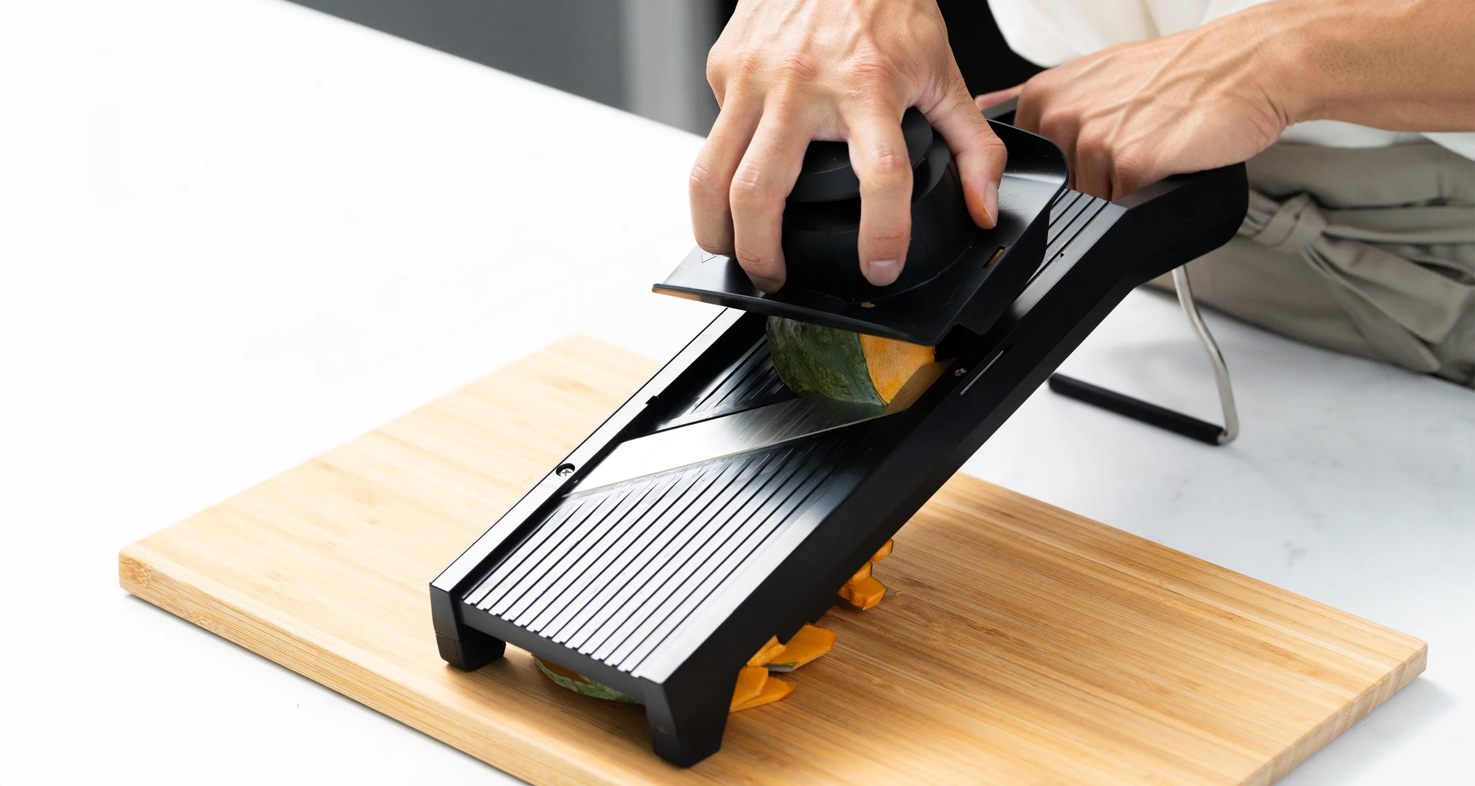 Suncraft Adjustabe Mandoline Slicer - Image 3