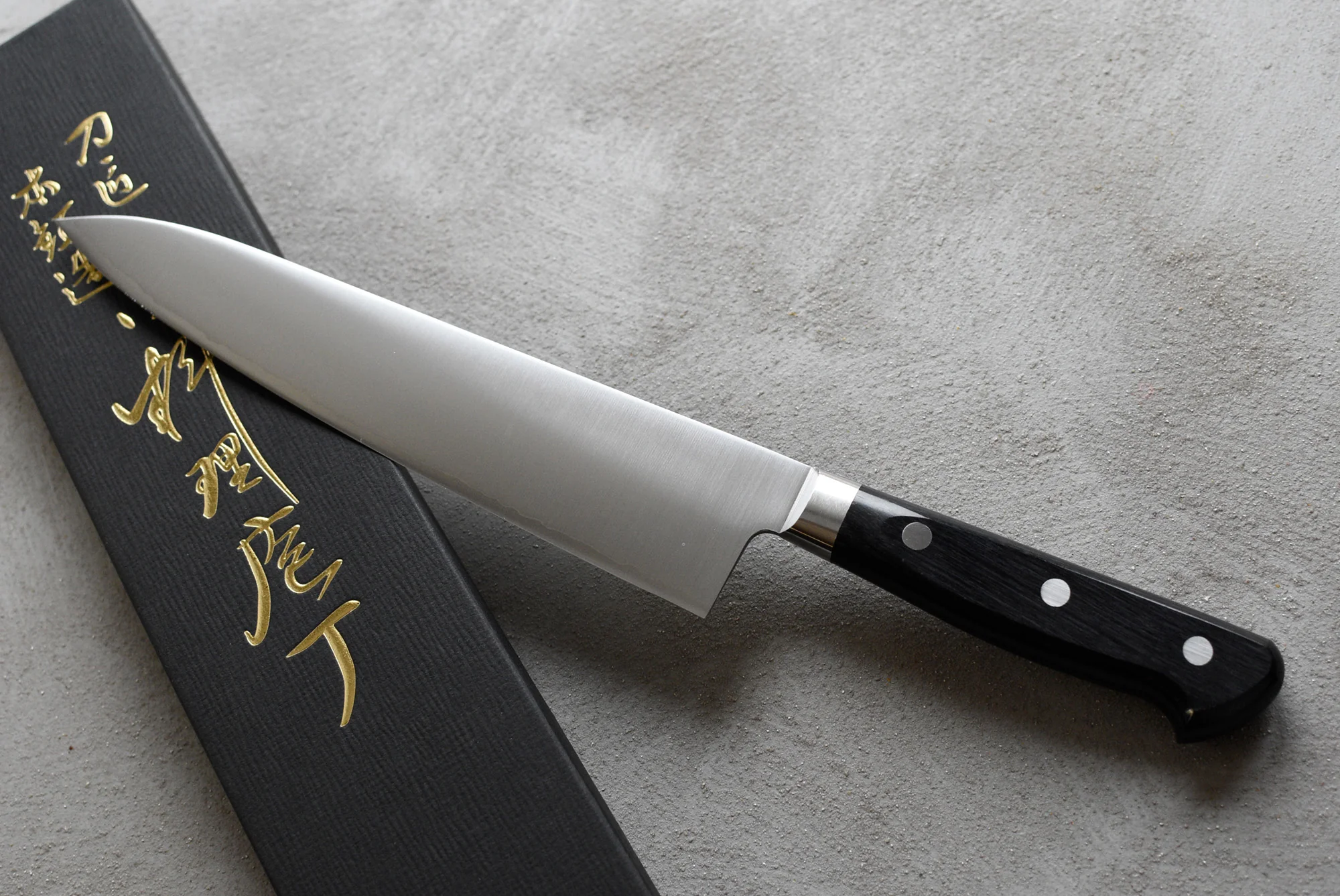 Takamura Gyuto Migaki VG-10 210mm (8.3") - Image 4