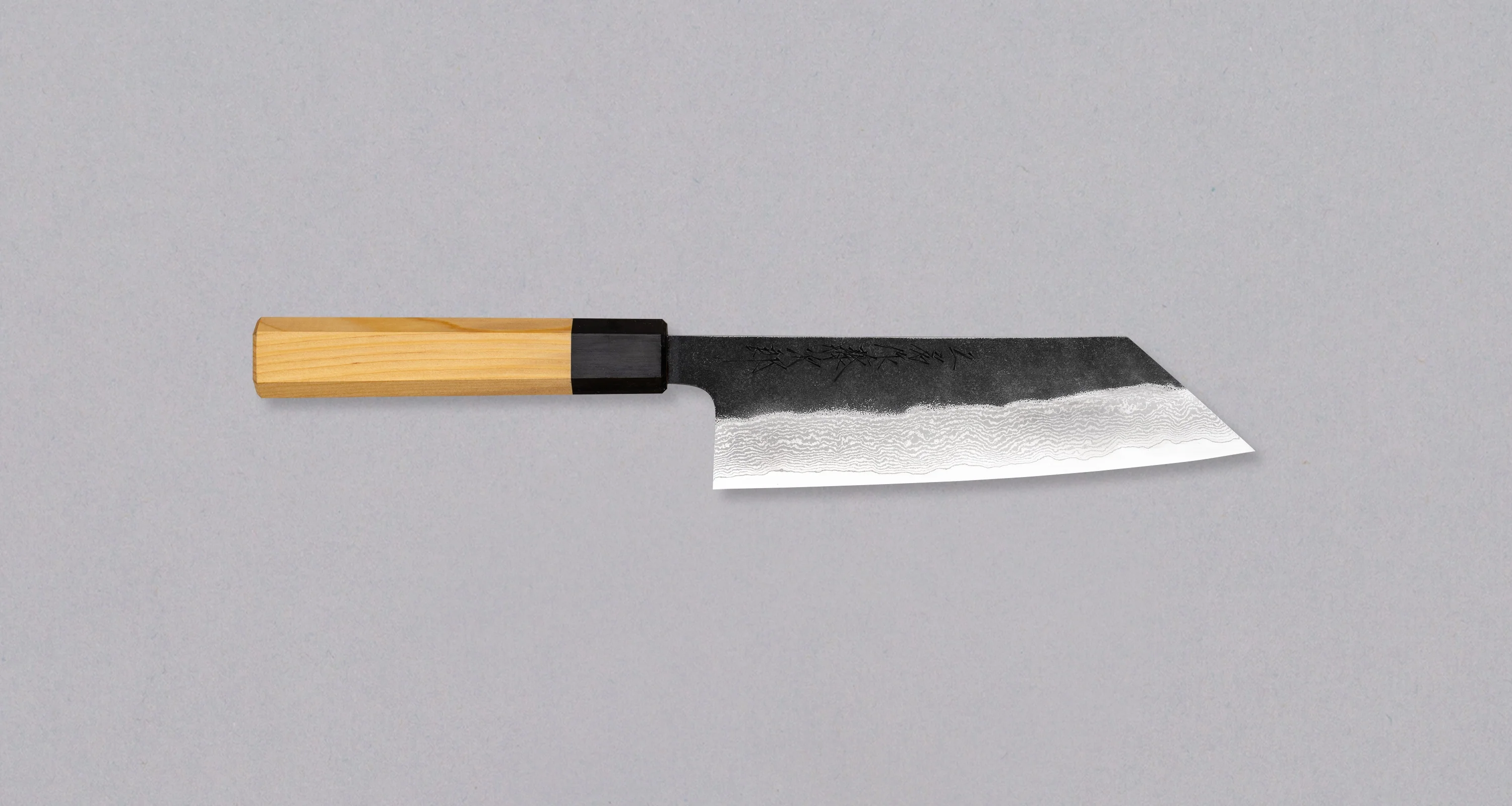 Tojiro Atelier Bunka VG-10 Kuro-uchi Damascus 170mm (6.7")