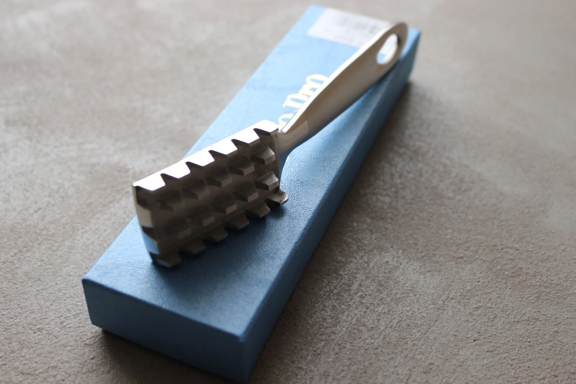Tojiro Fish Scaler - Image 2