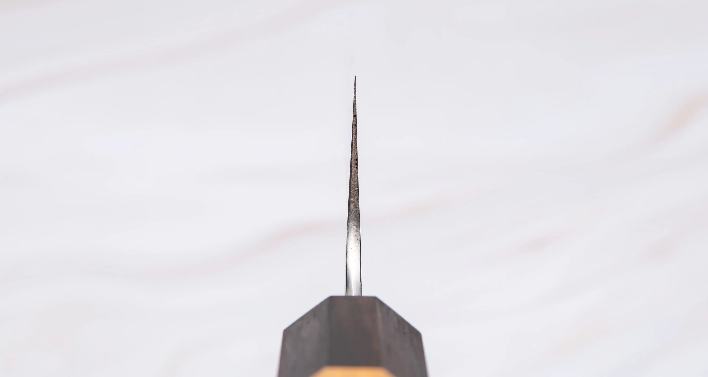 Tojiro Gyuto Atelier VG-10 Kuro-uchi Damascus 210mm (8.3") - Image 3