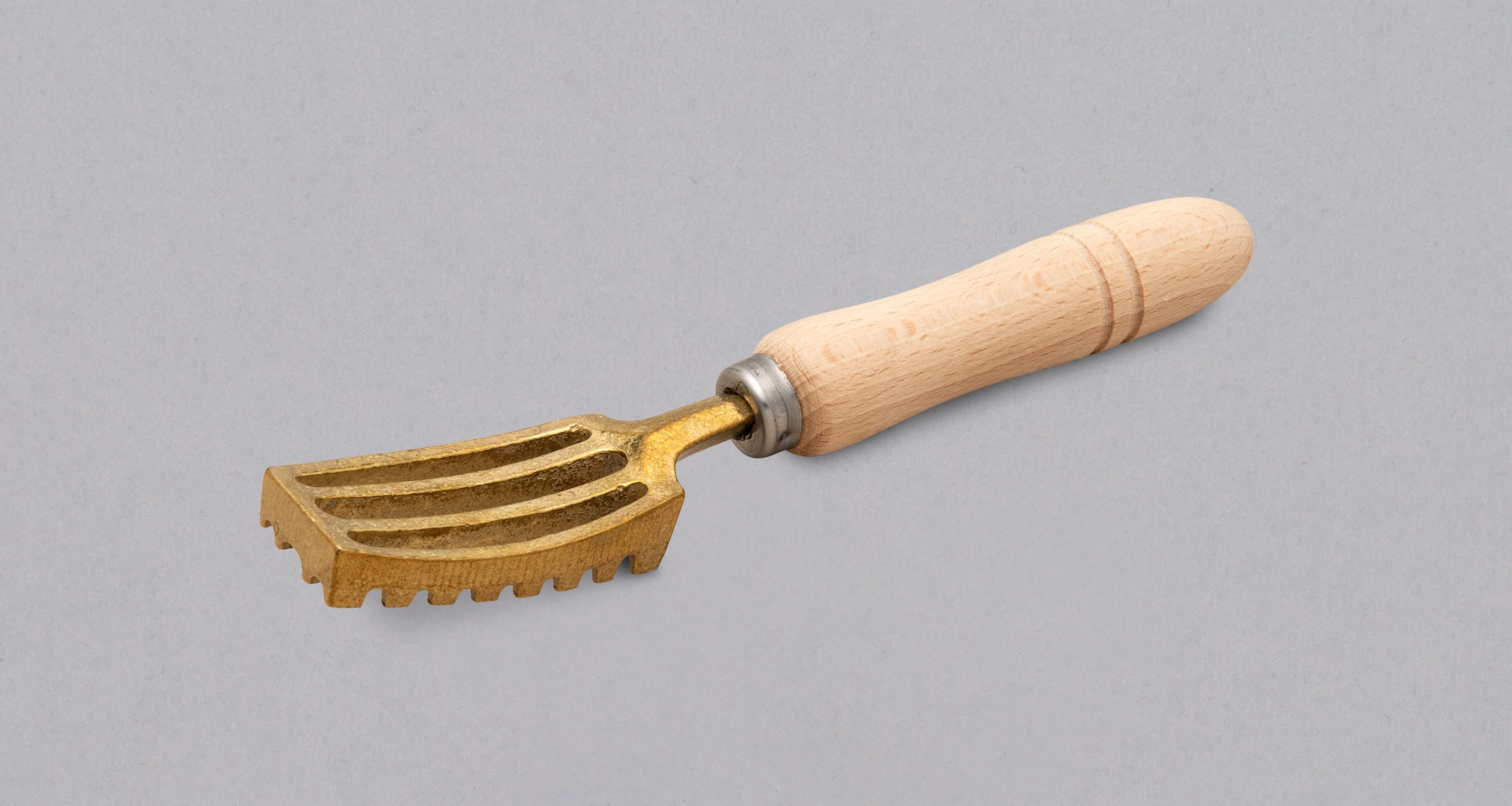 Tsunehisa Fish Scaler - Image 2