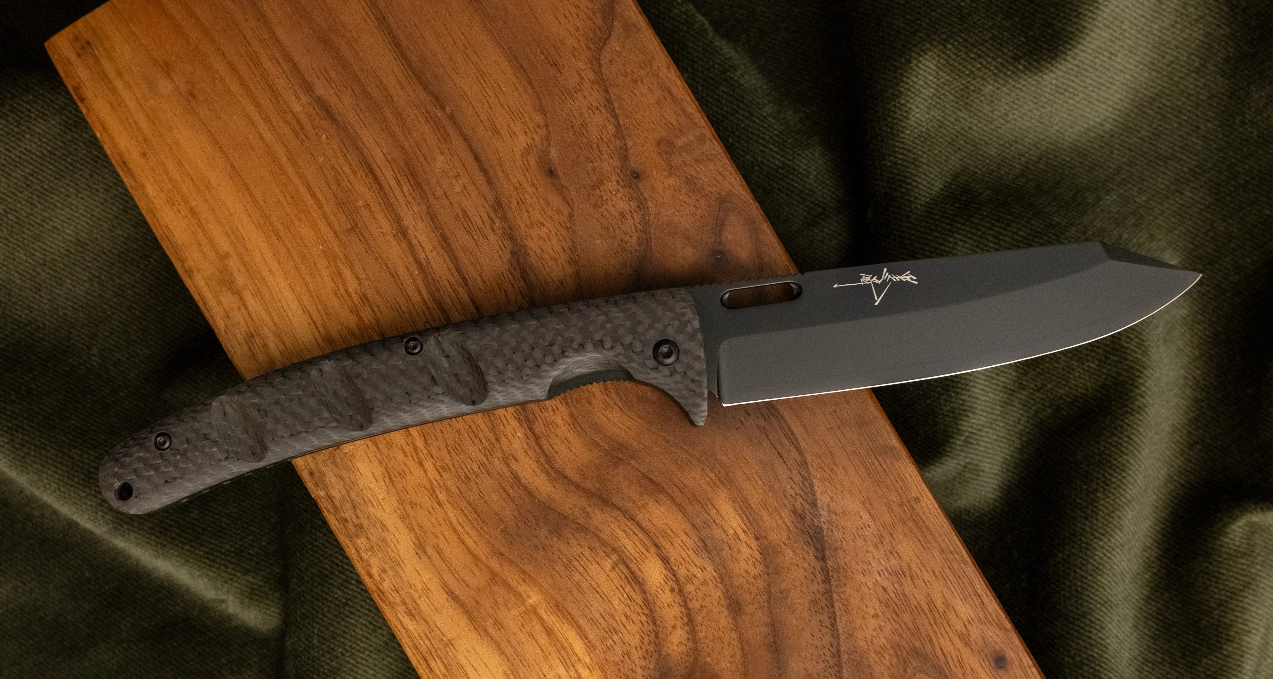 Yu Kurosaki Utility Folding Knife SG2 Carbon 105mm (4.1") - Image 5